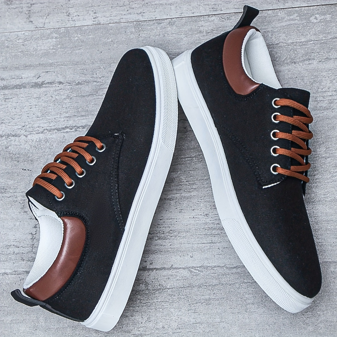 Men's Trendy Solid Skate Shoes, Comfy Non Slip Casual Lace Up Sneakers For Men's Outdoor Activities